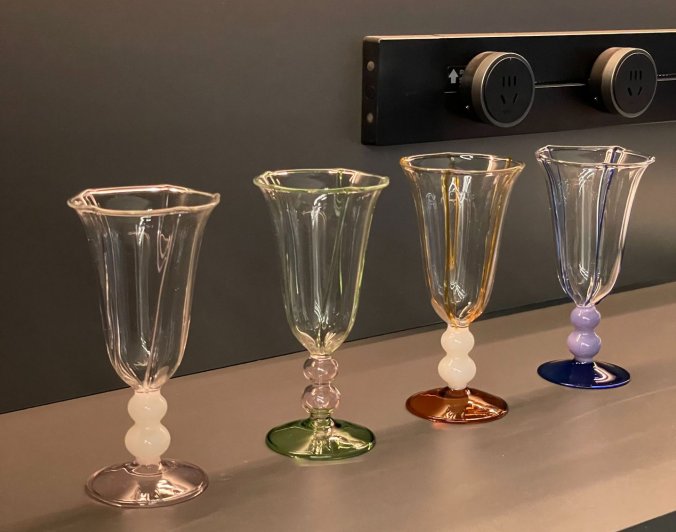 Clear and color solid glass high borosilicate goblet